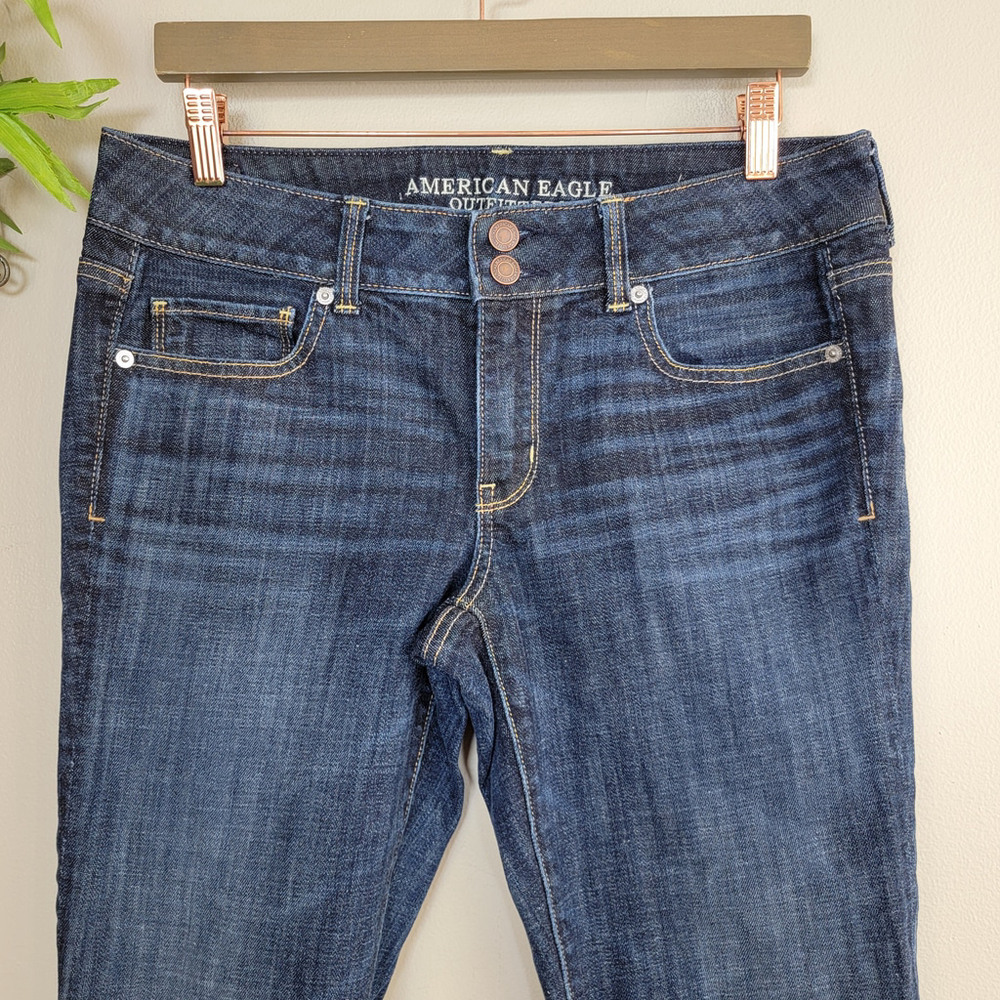 American Eagle Artist Crop Jeans Dark Blue Cropped Low Rise Stretch Denim AE 10 - Picture 4 of 9